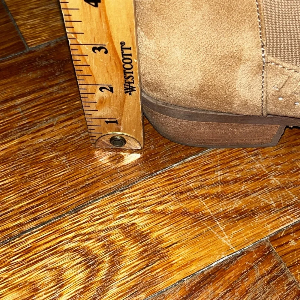 Carlos beige ankle booties size 9.5 western spring country rodeo cowgirl neutral